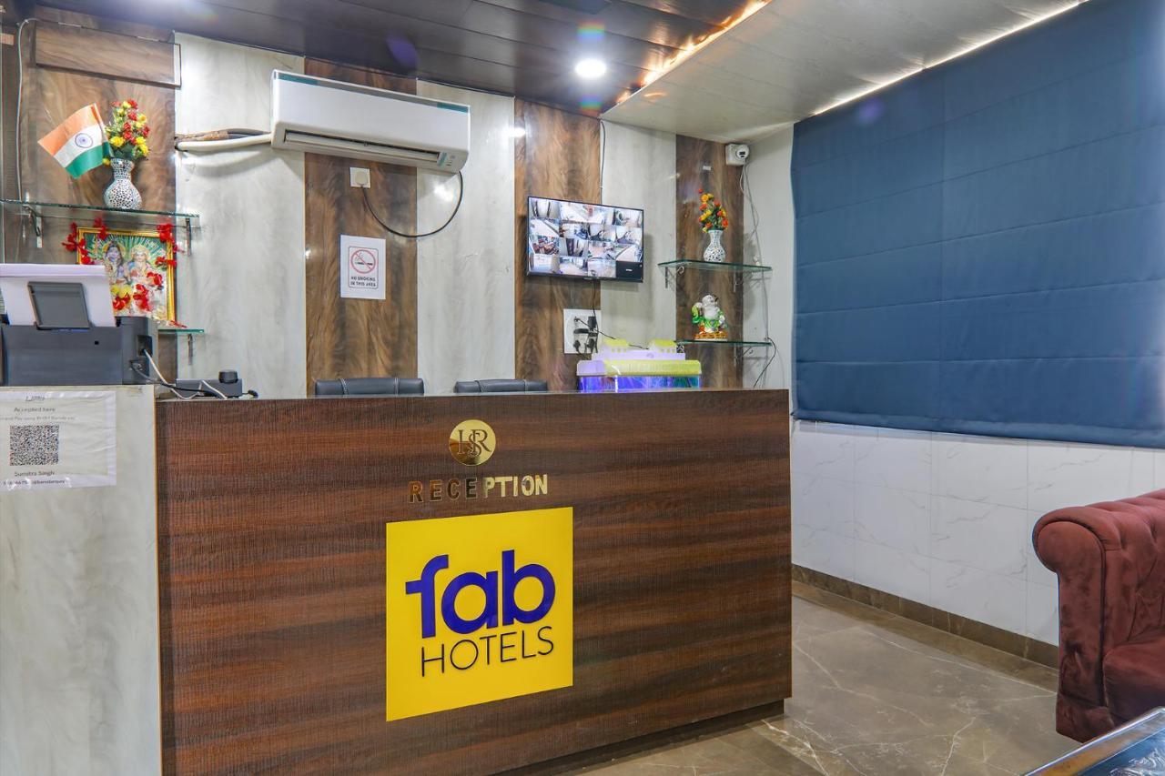 Hotel Fabhotel Saumendra 3*