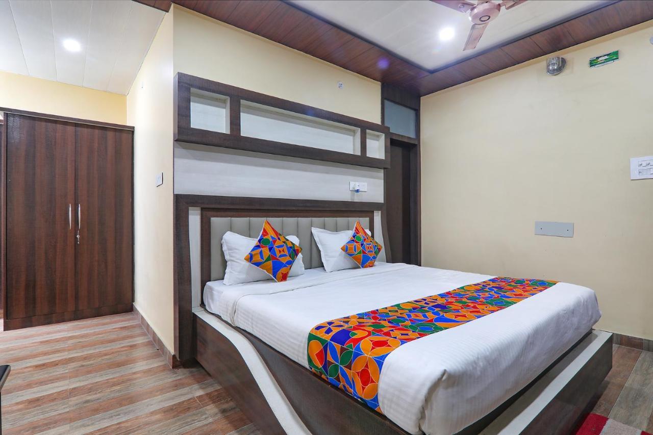 Fabhotel Saumendra 3*