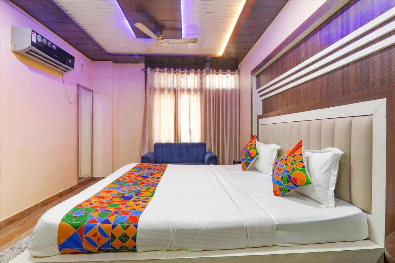 Hotel Fabhotel Saumendra Varanasi